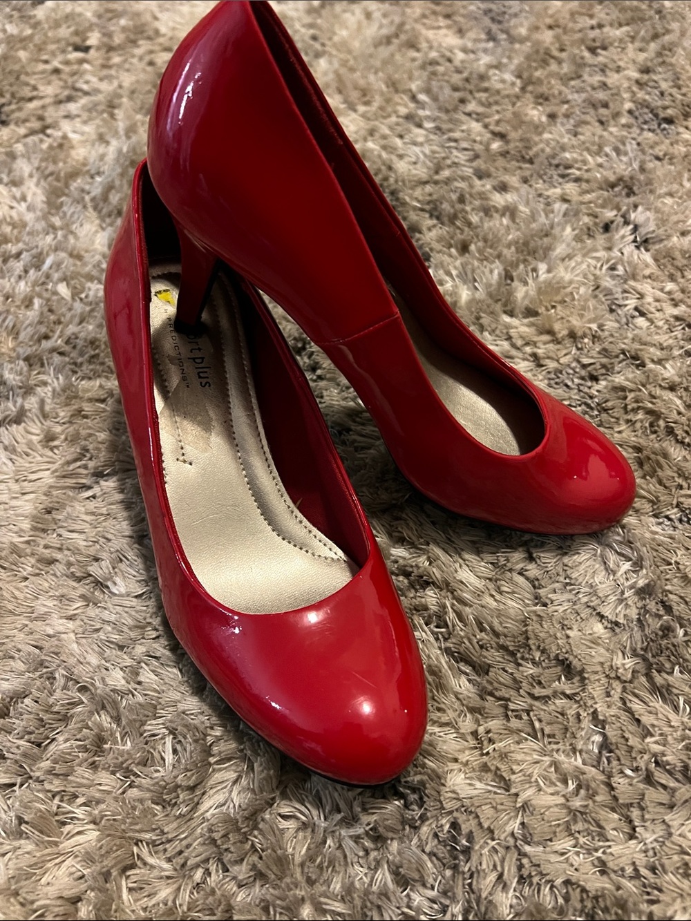 comfort plus by Predictions Red Patent Leather Pumps